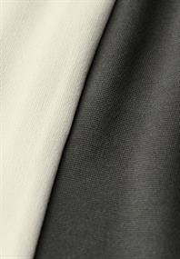 Hose mit Kontrast-Streifen nightfall green