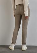 Hose mit Zipper Details ashen maple beige