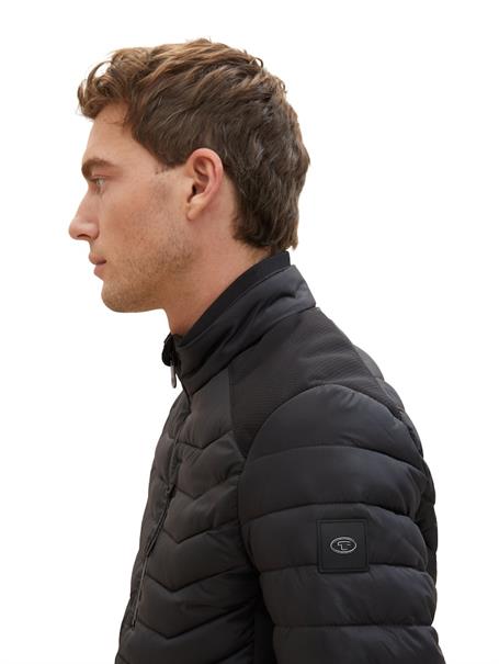 Hybrid Jacke black