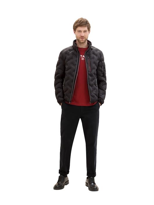 hybrid-jacke-mit-verstaubarer-kapuze-black