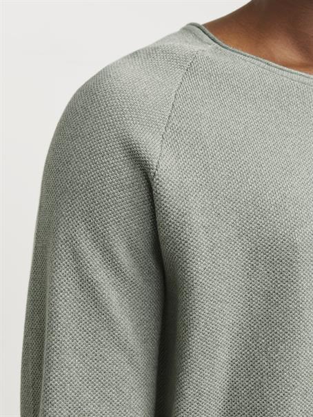 iceberg green