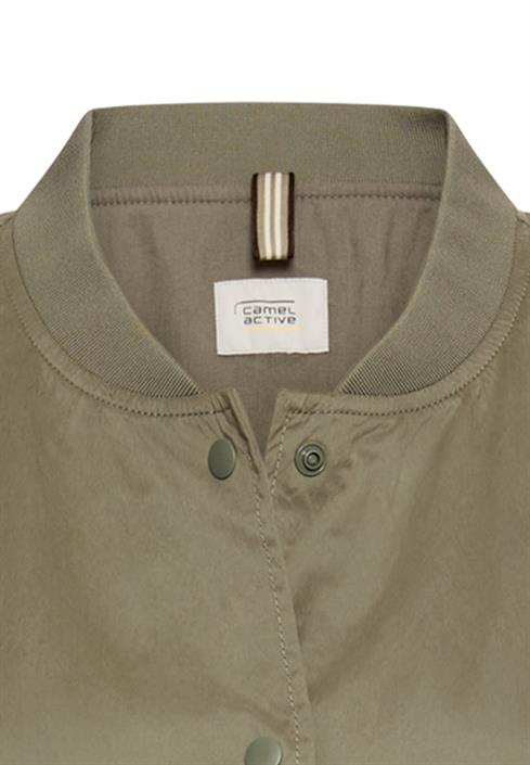 indoor-jacke-mit-bomberkragen-shadow-khaki