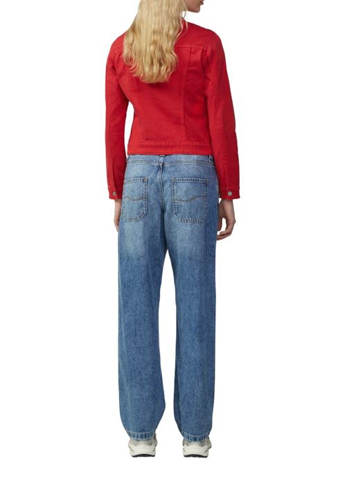 indoor-jacke-rot