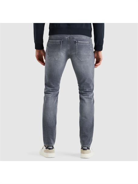 injected grey blue