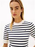 ivory petal-dark n navy stp