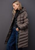 Jacke mit geklebten Nähten nomad brown