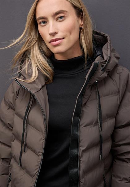 Jacke mit geklebten Nähten nomad brown