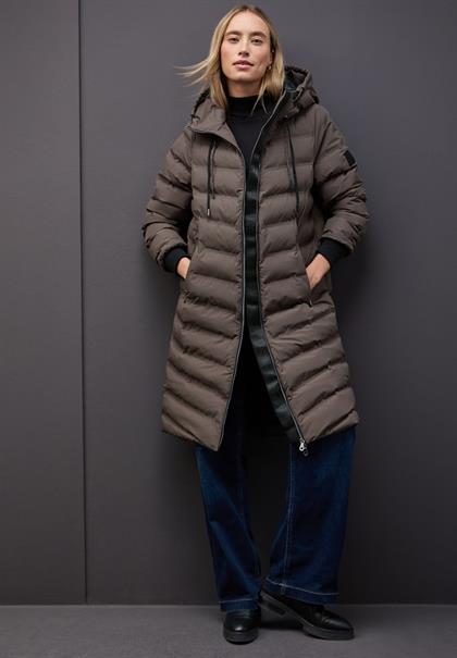 Jacke mit geklebten Nähten nomad brown