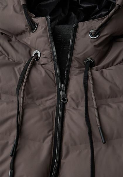 Jacke mit geklebten Nähten nomad brown