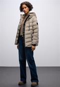 Jacke mit geklebten Nähten smooth champagne