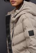 Jacke mit geklebten Nähten smooth champagne