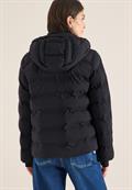 Jacke mit moderner Steppung black