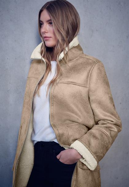 Jacke mit Teddy-Details reef sand