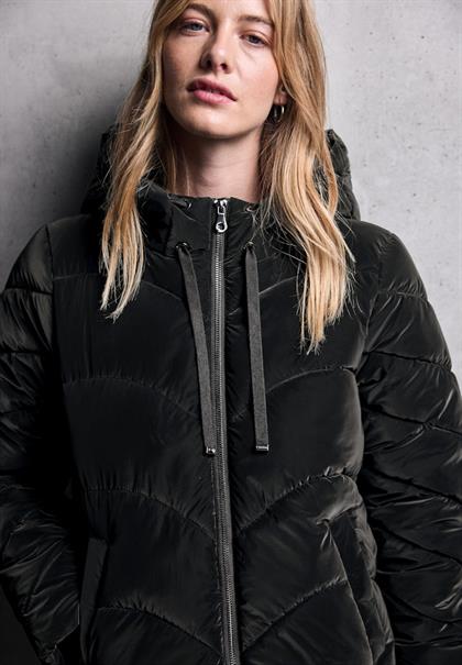 Jacke mit Wellen-Steppung black