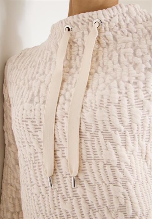 jacquard-funnel-neck-shirt-pearl-beige