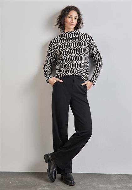 Jaquard Pullover black