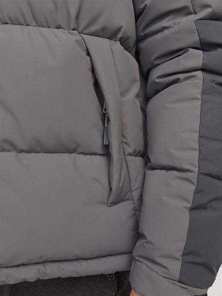 JCOAERO PUFFER SN gargoyle
