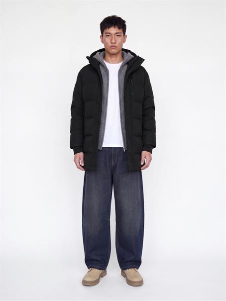 JCOTRACE ALPHA LONG PUFFER black