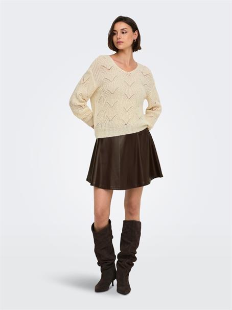 JDYBADUT L/S V-NECK STRUC GLITT PULL KNT crème brûlée