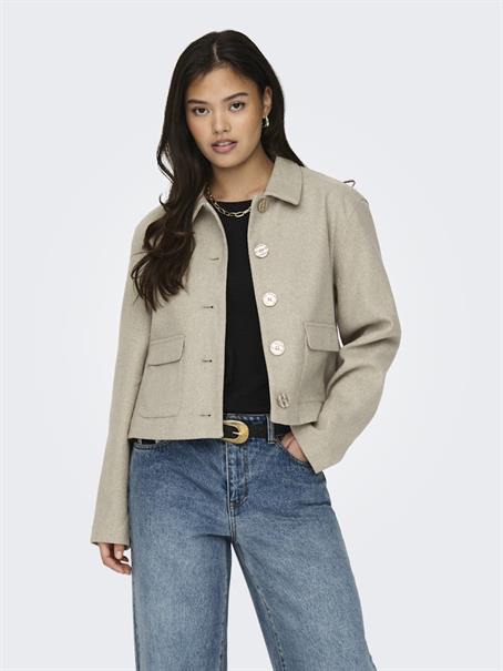 JDYCALLIE LIFE SHORT JACKET OTW HAB NOOS incense