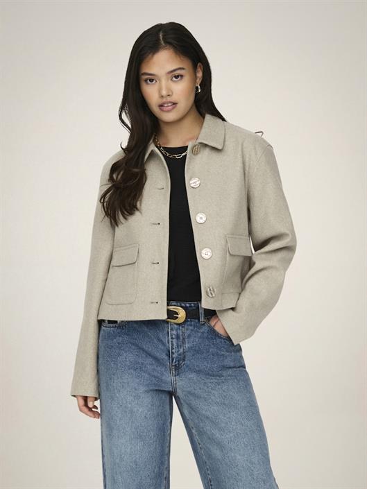 jdycallie-short-jacket-otw-hab-noos-incense