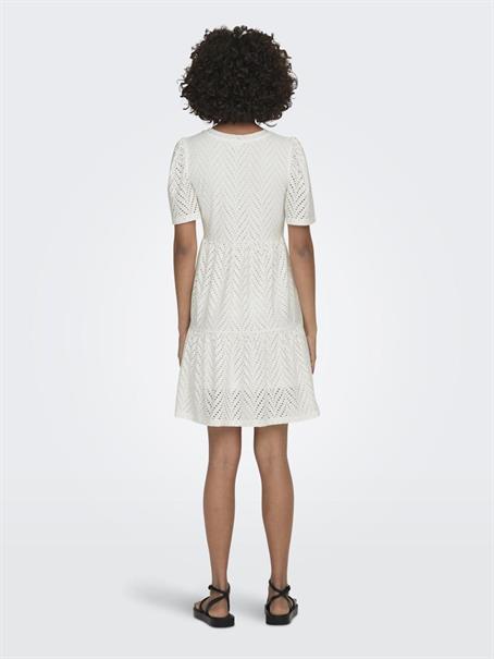 JDYCARLA CATHINKA S/S DRESS JRS NOOS cloud dancer