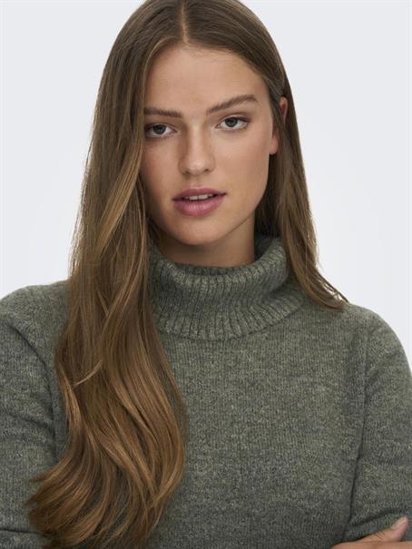 JDYELANORA L/S COWLNECK DRESS KNT NOOS kalamata