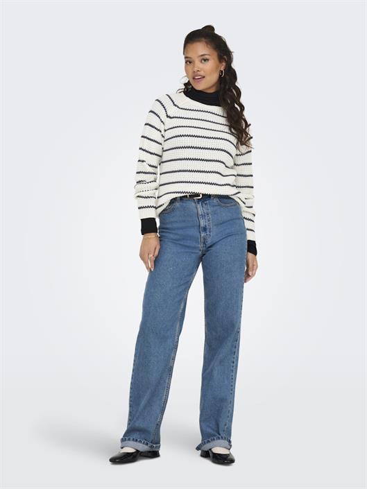 jdyellen-l-s-oneck-raglan-pullover-knt-cloud-dancer3