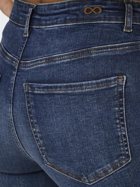 JDYFINA MW SKINNY ANK JNS DB NOOS DNM dark blue denim