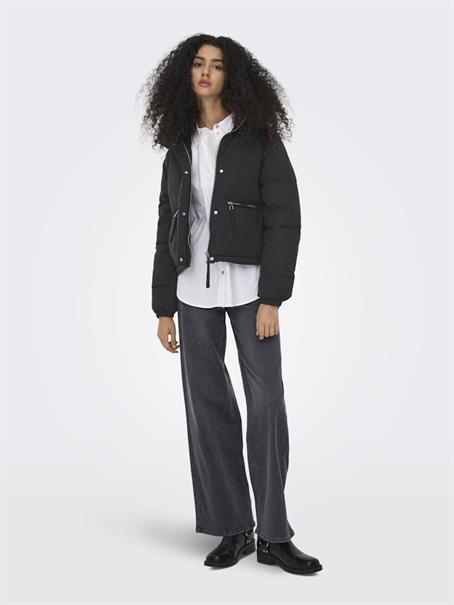 JDYFREY FLOTTE SHORT JACKET OTW YFM NOOS black