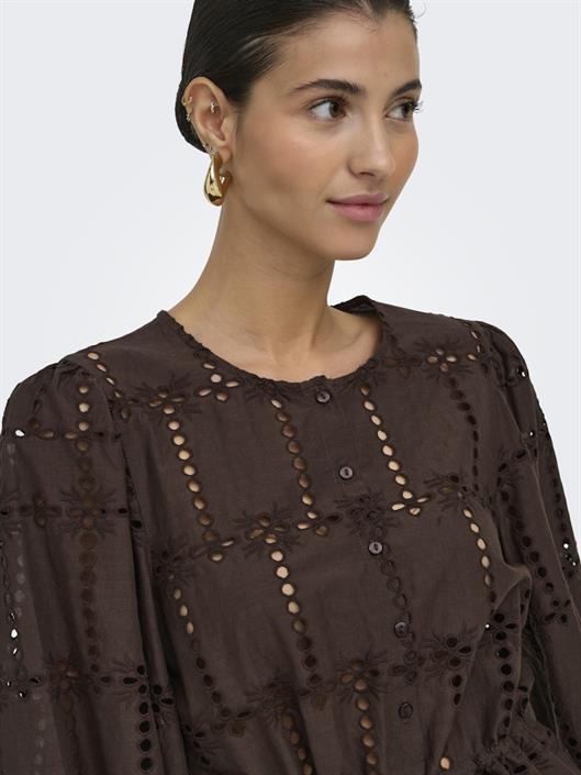 jdyjojo-3-4-anglaise-shirt-wvn-chocolate-brown