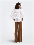 JDYJOJO 3/4 ANGLAISE SHIRT WVN cloud dancer