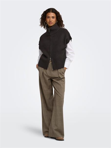 JDYLEA S/L HN 2WAY ZIP VEST KNT NOOS chocolate torte
