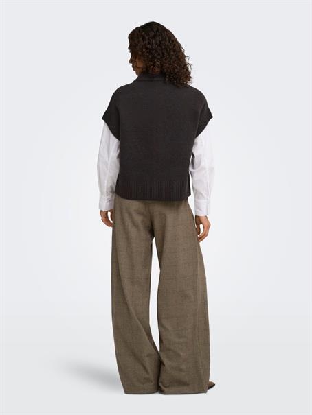 JDYLEA S/L HN 2WAY ZIP VEST KNT NOOS chocolate torte