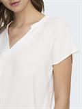 JDYLION S/S TOP WVN NOOS cloud dancer