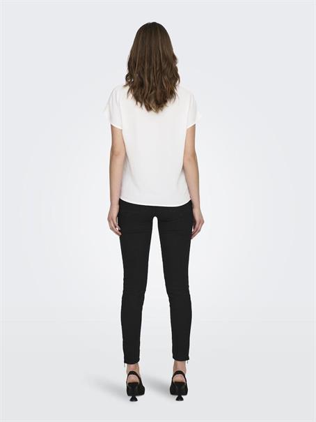 JDYLION S/S TOP WVN NOOS cloud dancer