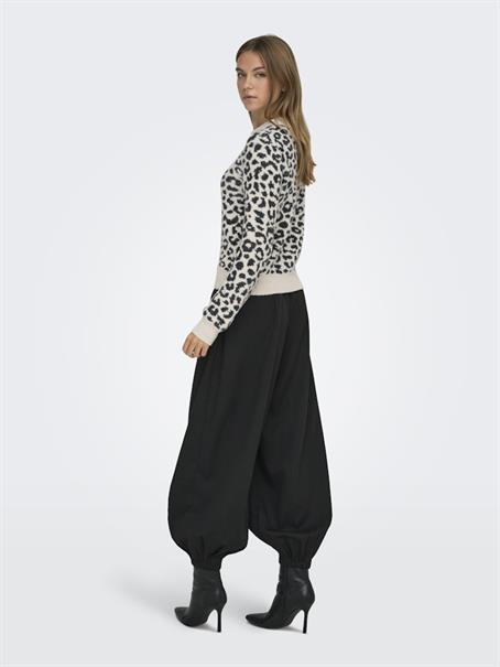 JDYLORRAINE ANIMAL L/S PULLOVER KNT NOOS cement1