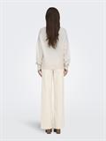 JDYLOVELLA L/S HEART PULLOVER KNT cloud dancer