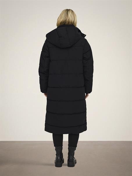 JDYMAJA LONG PADDED JACKET OTW YFM NOOS black