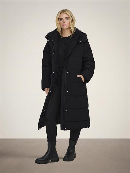 JDYMAJA LONG PADDED JACKET OTW YFM NOOS black