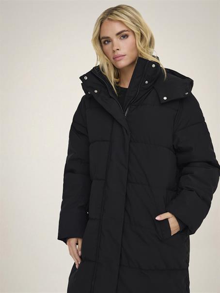 JDYMAJA LONG PADDED JACKET OTW YFM NOOS black