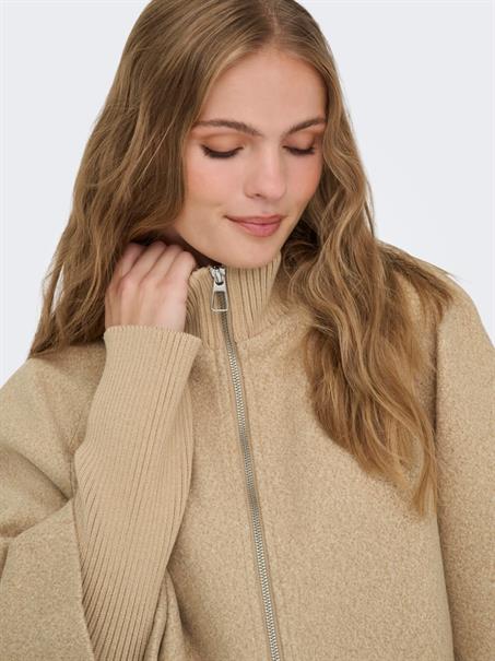 JDYMEMORY RIB SHORT JACKET OTW NOOS camel