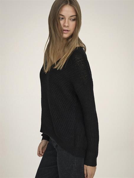 JDYNEW MEGAN L/S PULLOVER KNT NOOS black