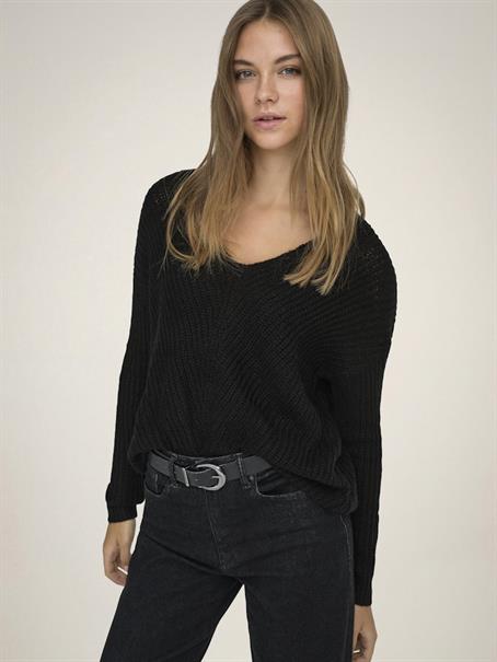 JDYNEW MEGAN L/S PULLOVER KNT NOOS black