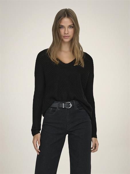JDYNEW MEGAN L/S PULLOVER KNT NOOS black