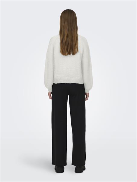 JDYPEARL L/S RAGLAN PEARL PULLOVER KNT white