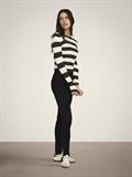 JDYPLUM L/S O-NECK PULLOVER KNT NOOS black