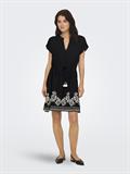 JDYRISSO LIFE S/S EMBROIDERY DRESS WVN black