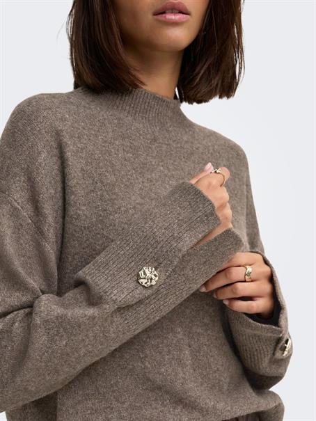 JDYSABRINA L/S HN DETAIL PULLOV KNT NOOS falcon