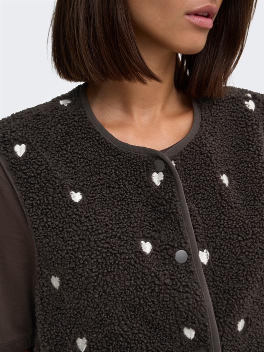 jdysimina-teddy-heart-emb-waistcoat-otw-chocolate-torte